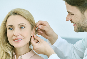 Como funciona a adaptação ao aparelho auditivo