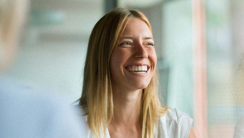 Aparelho auditivo melhora a comunicação