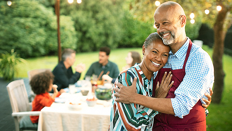 Como aproveitar eventos e espaços públicos mesmo com a perda auditiva?