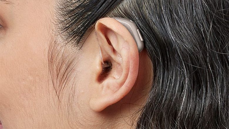 Aparelhos auditivos ou fones de ouvido premium? A revolução do design e da conectividade